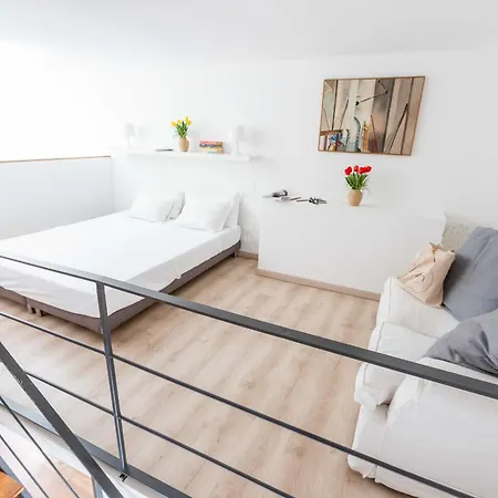 Daire Mini Cairoli 2 - Zeno 42 Roma